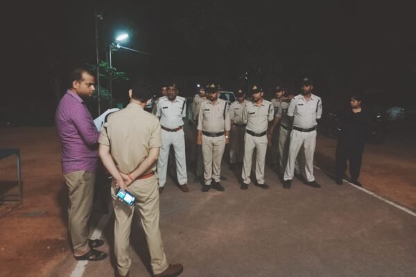 पुलिस अधीक्षक टीकमगढ़ द्वारा थाना खरगापुर का किया गया औचक निरीक्षण