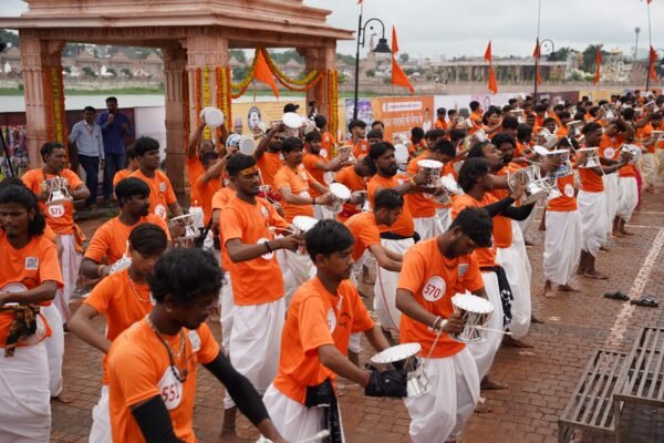 अवंतिकानाथ भगवान श्री महाकाल की नगरी उज्जैन में डमरू नाद का विश्व रिकार्ड