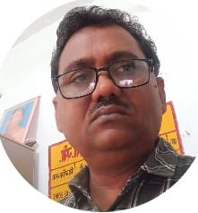 बर्खास्त बीआरसीसी की अब तक नही हुई गिरफ्तारी, पुलिस का मिला संरक्षण।