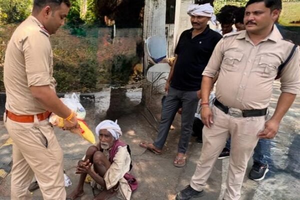 पुलिस अधीक्षक मनोहर सिंह मंडलोई के निर्देशन में कोतवाली पुलिस द्वारा “सहारा अभियान “ अंतर्गत की “असहाय बुजुर्गों” की सहायता