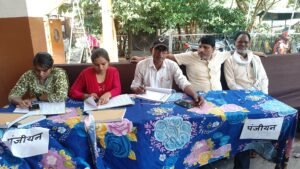 सीएमएचओ पी के माहोर के निर्देशन में स्वास्थ्य शिविर का आयोजन किया गया